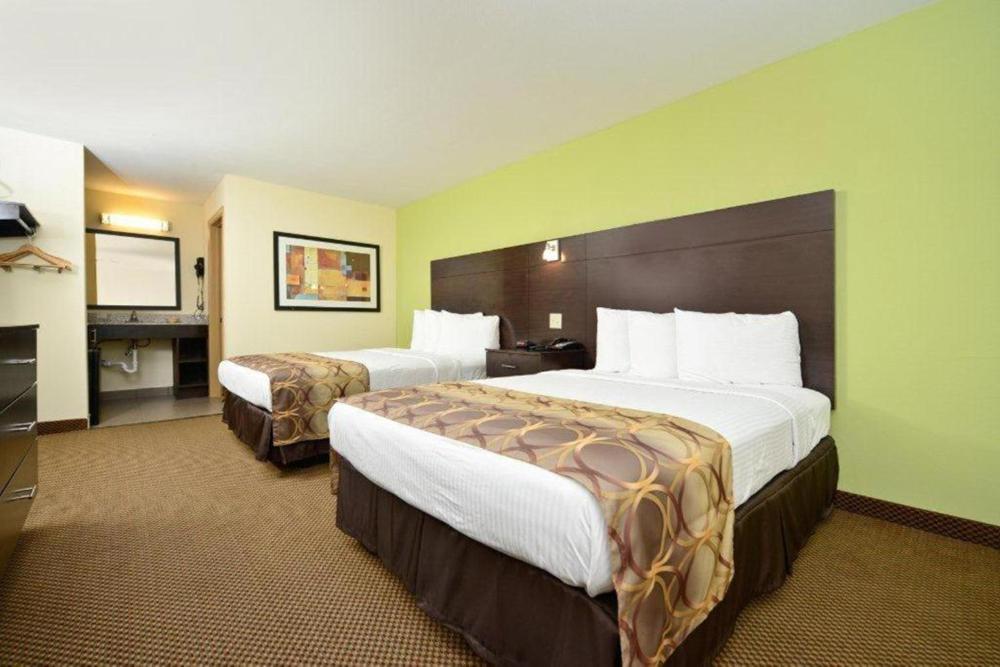 Double Room with Two Double Beds interior
